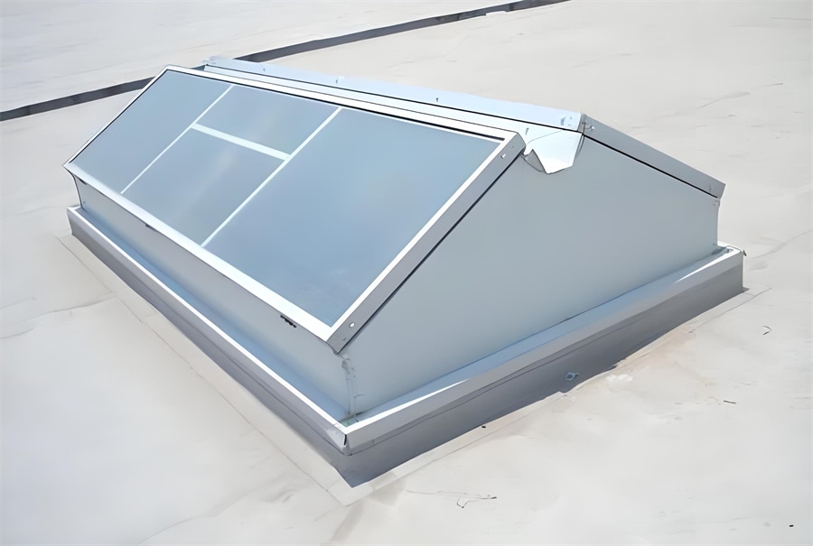 三角形通風天窗